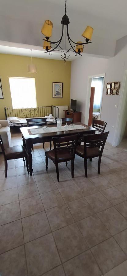 House In The Country Guest House Vatos Ngoại thất bức ảnh