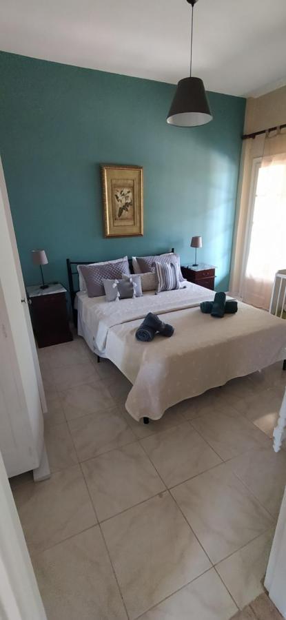 House In The Country Guest House Vatos Ngoại thất bức ảnh