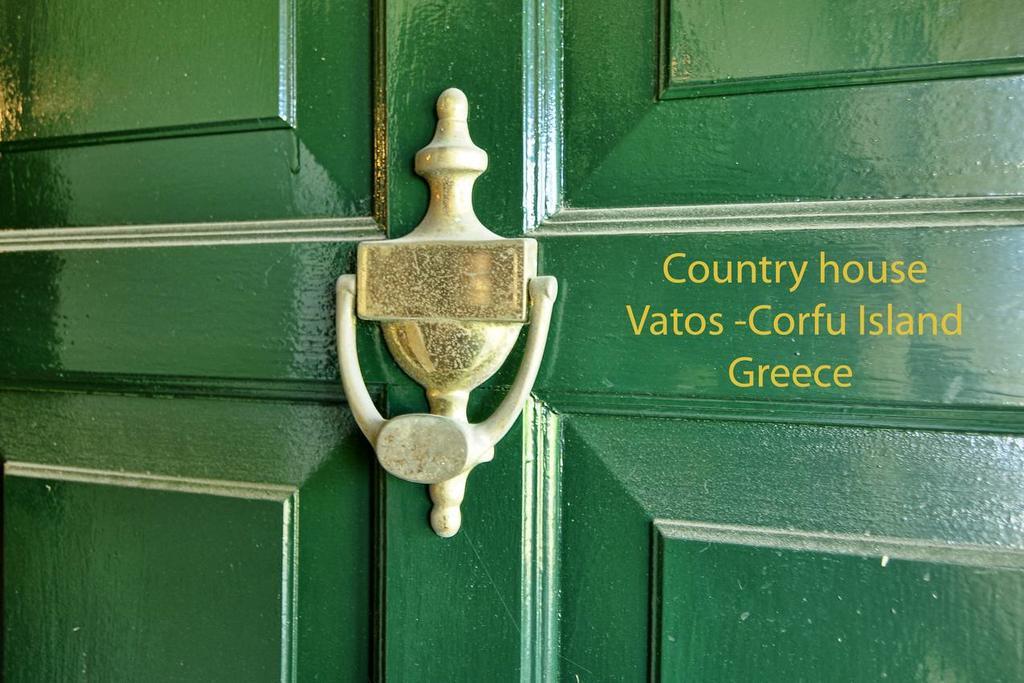 House In The Country Guest House Vatos Ngoại thất bức ảnh